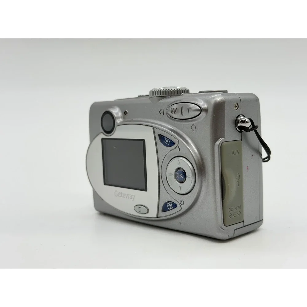 Gateway DC-M42 Digital Camera Silver 4.1MP 3X Optical Zoom Vintage Y2K Digicam